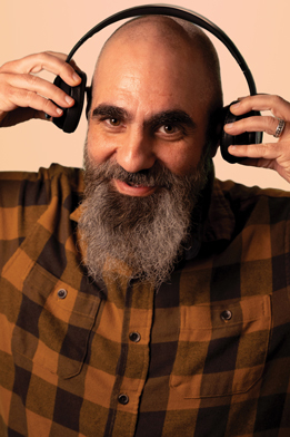 Donny2-Web portrait photo of DONNY GALLAGHER Design Director of burning stick creative alternate